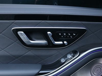 2022 Mercedes-BENZ S-CLASS thumbnail 18