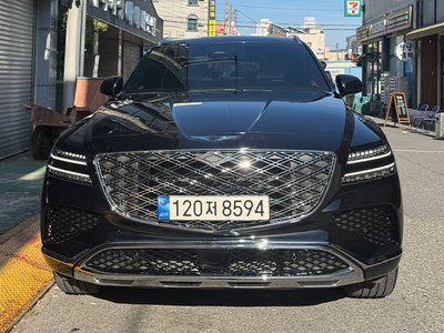 2024 Genesis GV80 photo 1