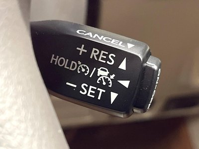 TOYOTA LAND CRUISER PRADO - 8