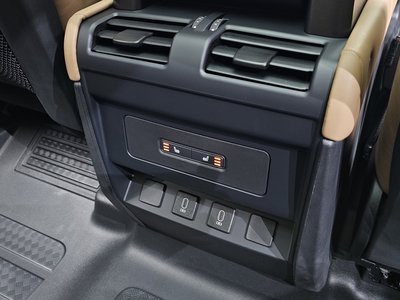 2026 LAND Rover DEFENDER — миниатюра 18