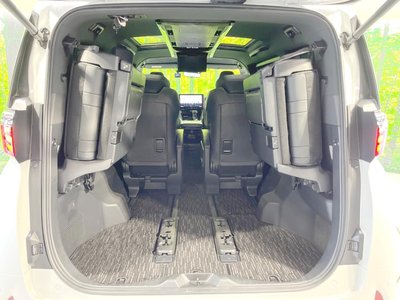 2023 Toyota ALPHARD — миниатюра 11