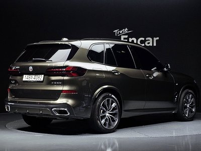 2024 BMW X5 照片 2