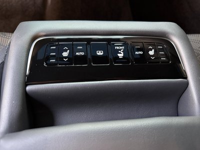 2023 Lexus LS — миниатюра 60