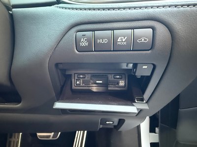 2023 Lexus LS — миниатюра 43
