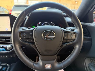 2023 Lexus LS — миниатюра 35
