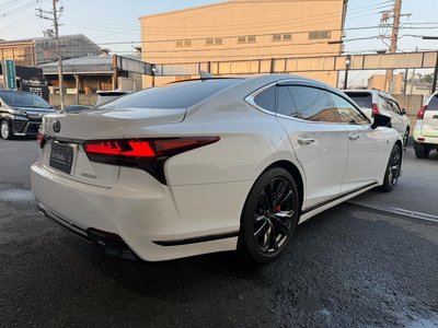 LEXUS LS - 9