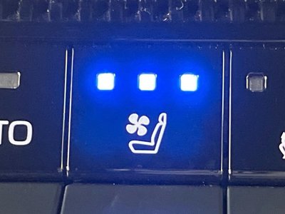 TOYOTA LAND CRUISER 250 - 7