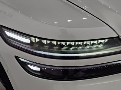 GENESIS G80 (RG3) - 9