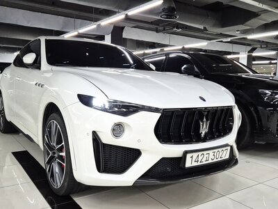 MASERATI LEVANTE