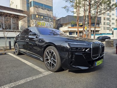 BMW 7 SERIES - 5