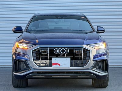 AUDI Q8 - 4