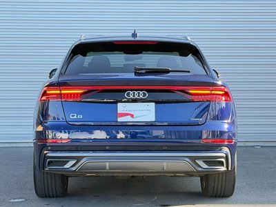 AUDI Q8 - 8