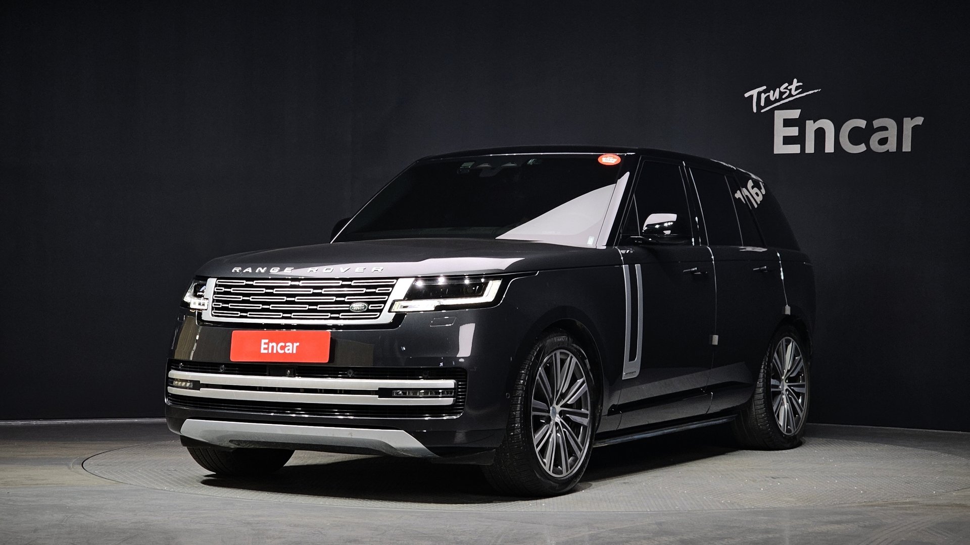 LAND ROVER RANGE ROVER - View 1