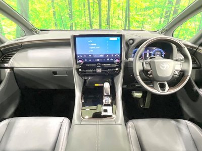 2025 Toyota ALPHARD photo 2
