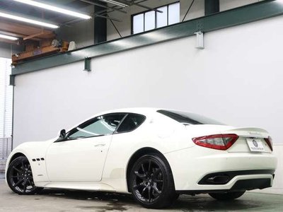 2015 Maserati GRANTURISMO — фото 3