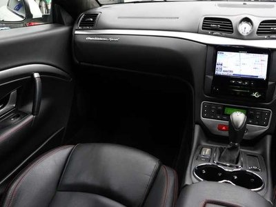 2015 Maserati GRANTURISMO — миниатюра 23