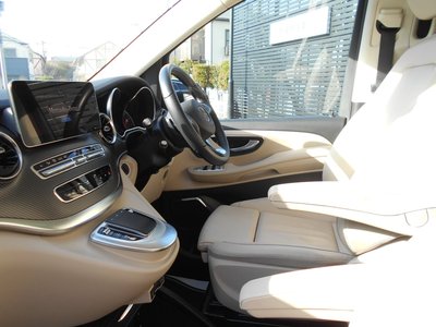 MERCEDES-BENZ V-CLASS - 9