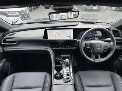 TOYOTA CROWN SPORT - 2