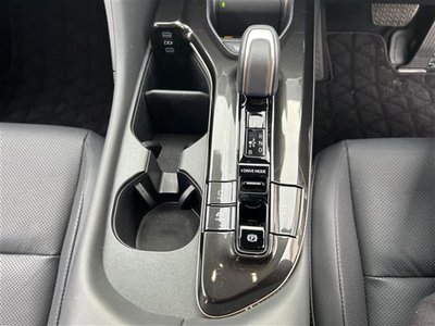 TOYOTA CROWN SPORT - 4