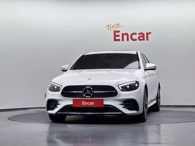 MERCEDES-BENZ E-CLASS - 2