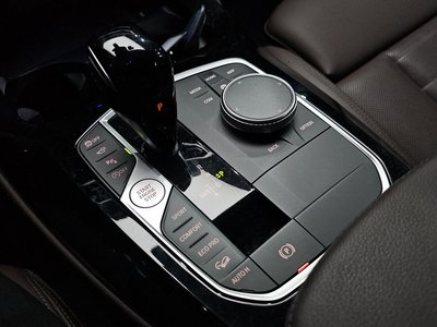 2023 BMW X4 thumbnail 12