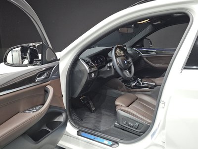 2023 BMW X4 thumbnail 13