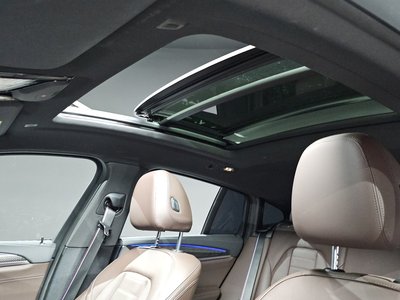 2023 BMW X4 thumbnail 26