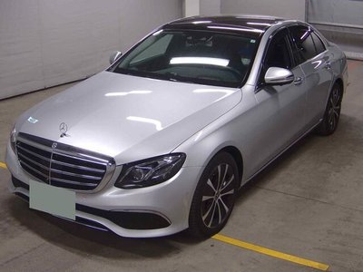 MERCEDES-BENZ E-CLASS - 4