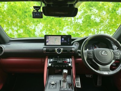 LEXUS IS - 4