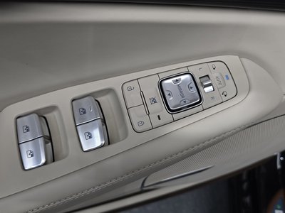 صورة مصغرة 29 لـ 2019 Genesis G90