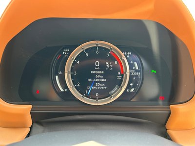 LEXUS LC CONVERTIBLE - 10