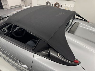 PORSCHE 718 SPYDER - 8