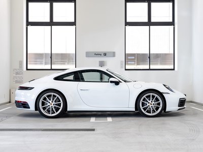 PORSCHE 911 - 6
