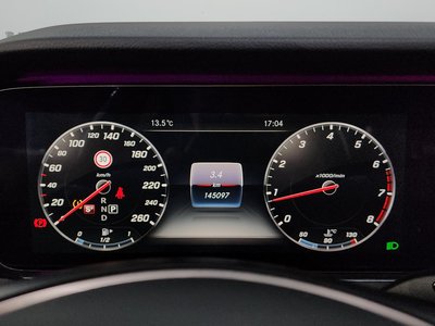 MERCEDES-BENZ E-CLASS - 8