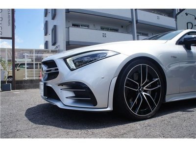 MERCEDES-BENZ CLS - 4