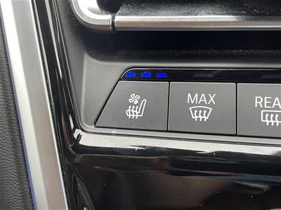 2021 BMW BMW thumbnail 23