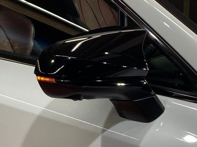 2023 Lexus RX — миниатюра 22