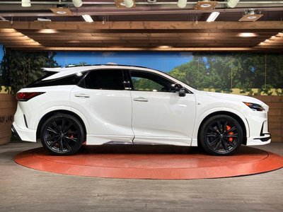 2023 Lexus RX — миниатюра 26