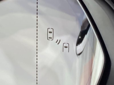 2023 Lexus RX — миниатюра 40