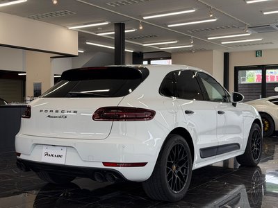 2016 Porsche MACAN 照片 2
