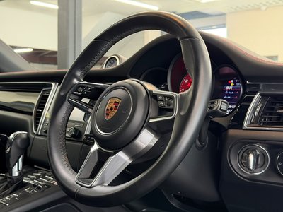 2016 Porsche MACAN 缩略图 21