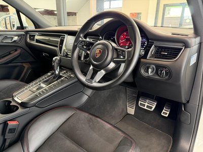 2016 Porsche MACAN 缩略图 33