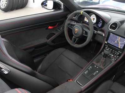 2025 Porsche 718 SPYDER — миниатюра 37