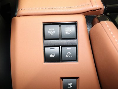 TOYOTA VELLFIRE - 10