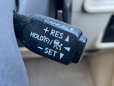 TOYOTA LAND CRUISER PRADO - 9