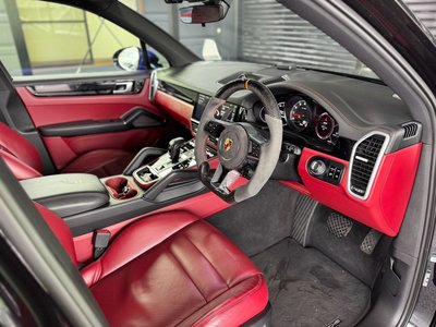 صورة 3 لـ 2018 Porsche CAYENNE