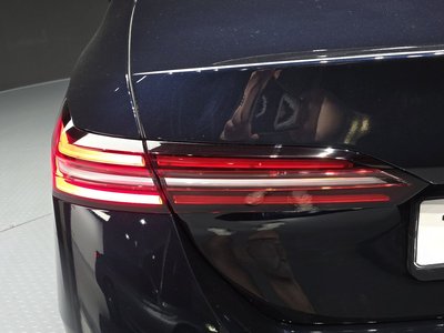 صورة 10 لـ 2024 BMW 5 SERIES