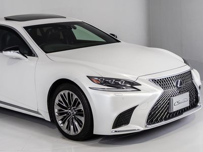 LEXUS LS - 8