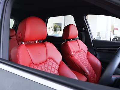 2023 AUDI SQ5 — фото 3