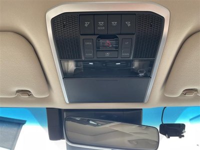 2023 Toyota LAND CRUISER 300 — миниатюра 21